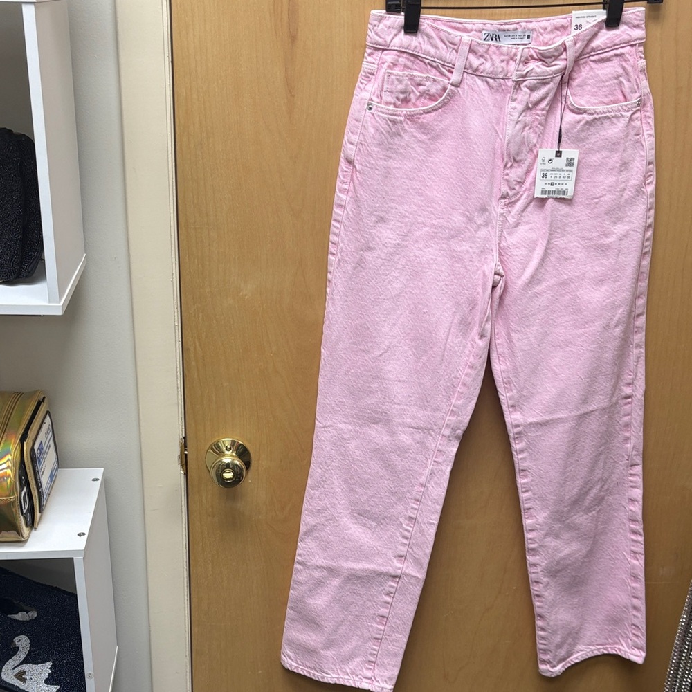 Zara Women's Straight Leg Pink Jeans